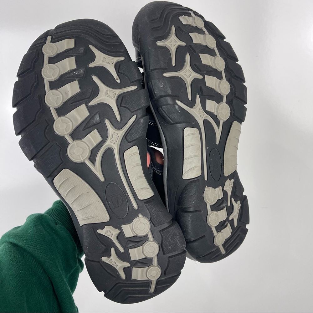 Men's Closed Toe Hiking Sandals Black Gorpcore Size 40 Outdoors Athletic Casual - Picture 5 of 7